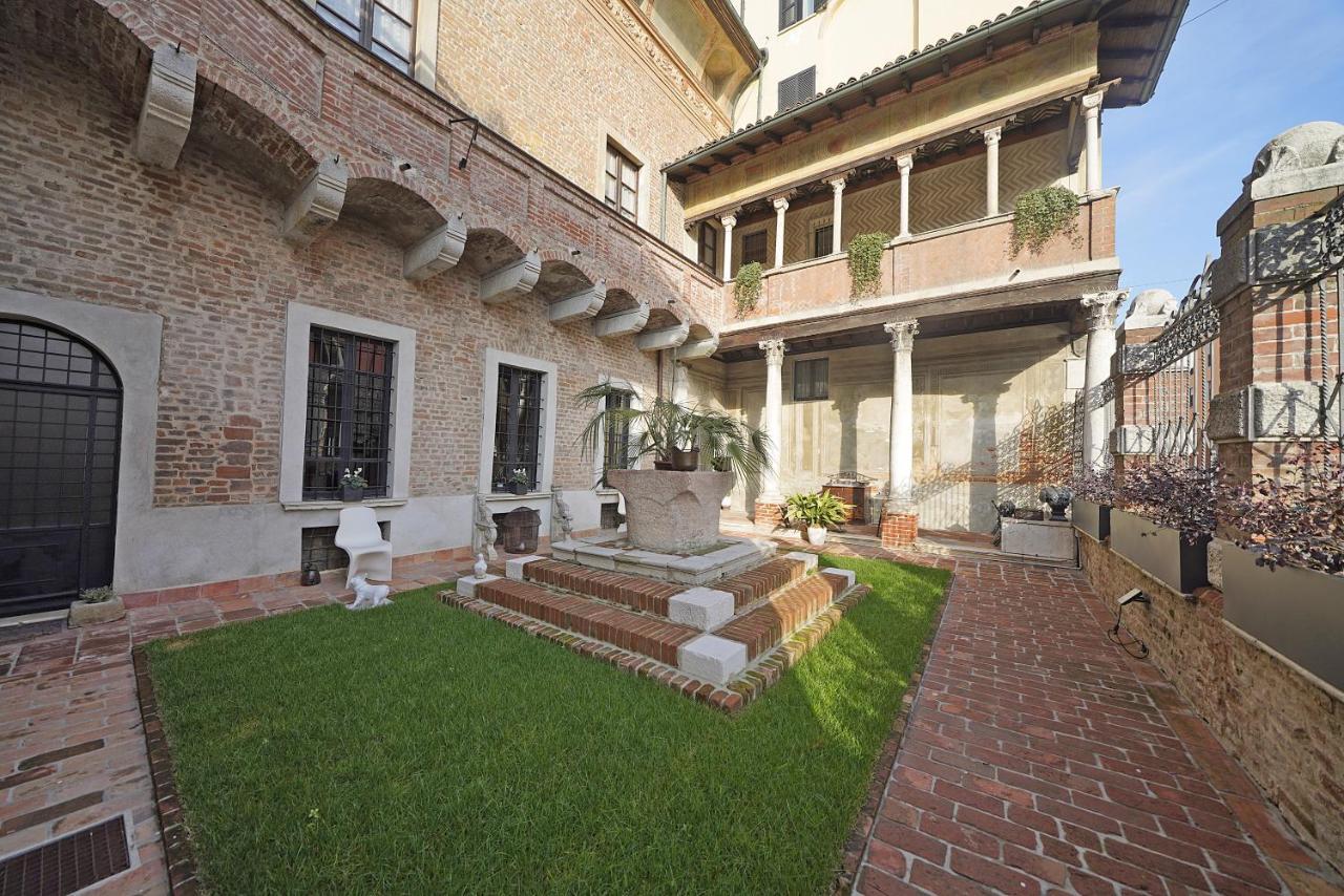 Foresteria Palazzo Guazzoni Zaccaria Cremona Kültér fotó