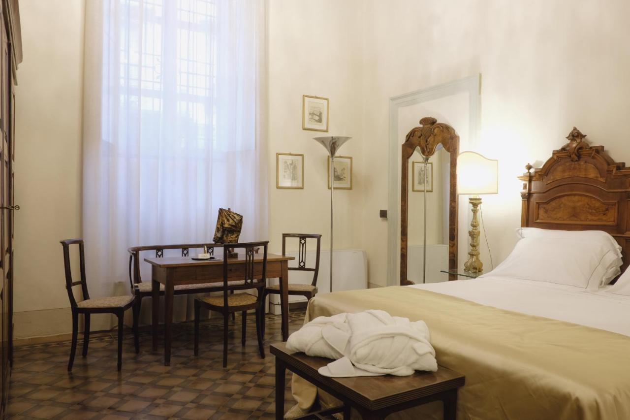 Foresteria Palazzo Guazzoni Zaccaria Cremona Kültér fotó
