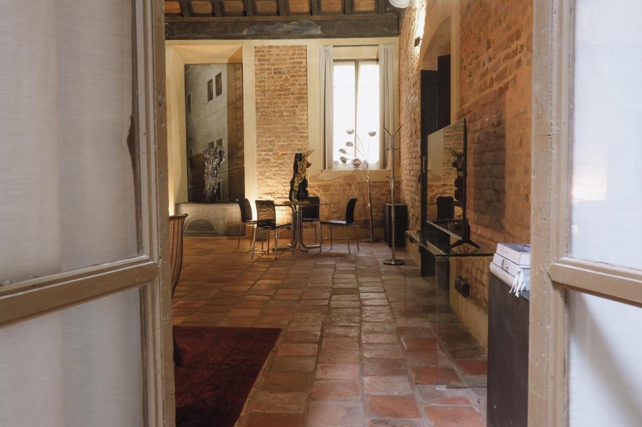 Foresteria Palazzo Guazzoni Zaccaria Cremona Kültér fotó