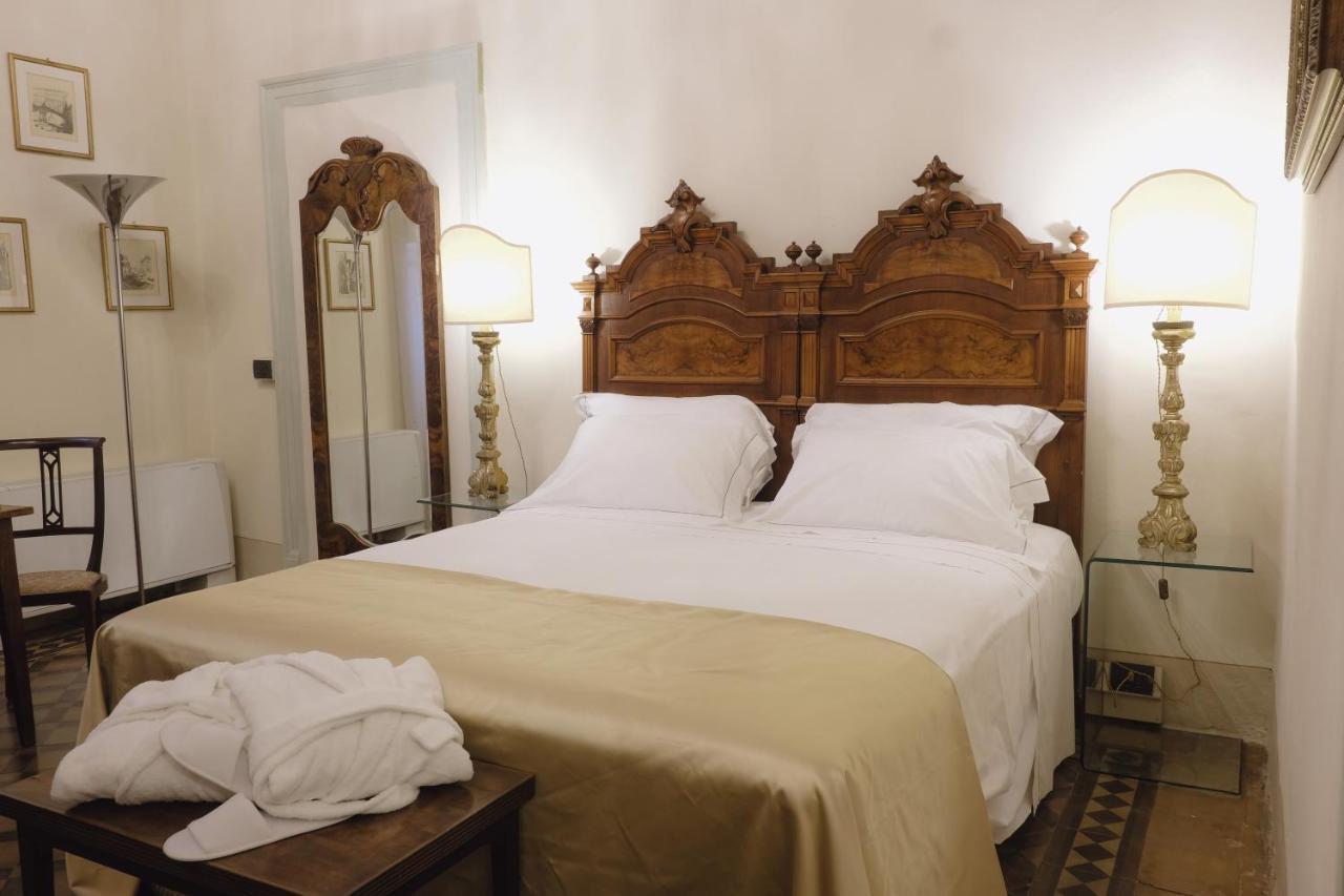 Foresteria Palazzo Guazzoni Zaccaria Cremona Kültér fotó