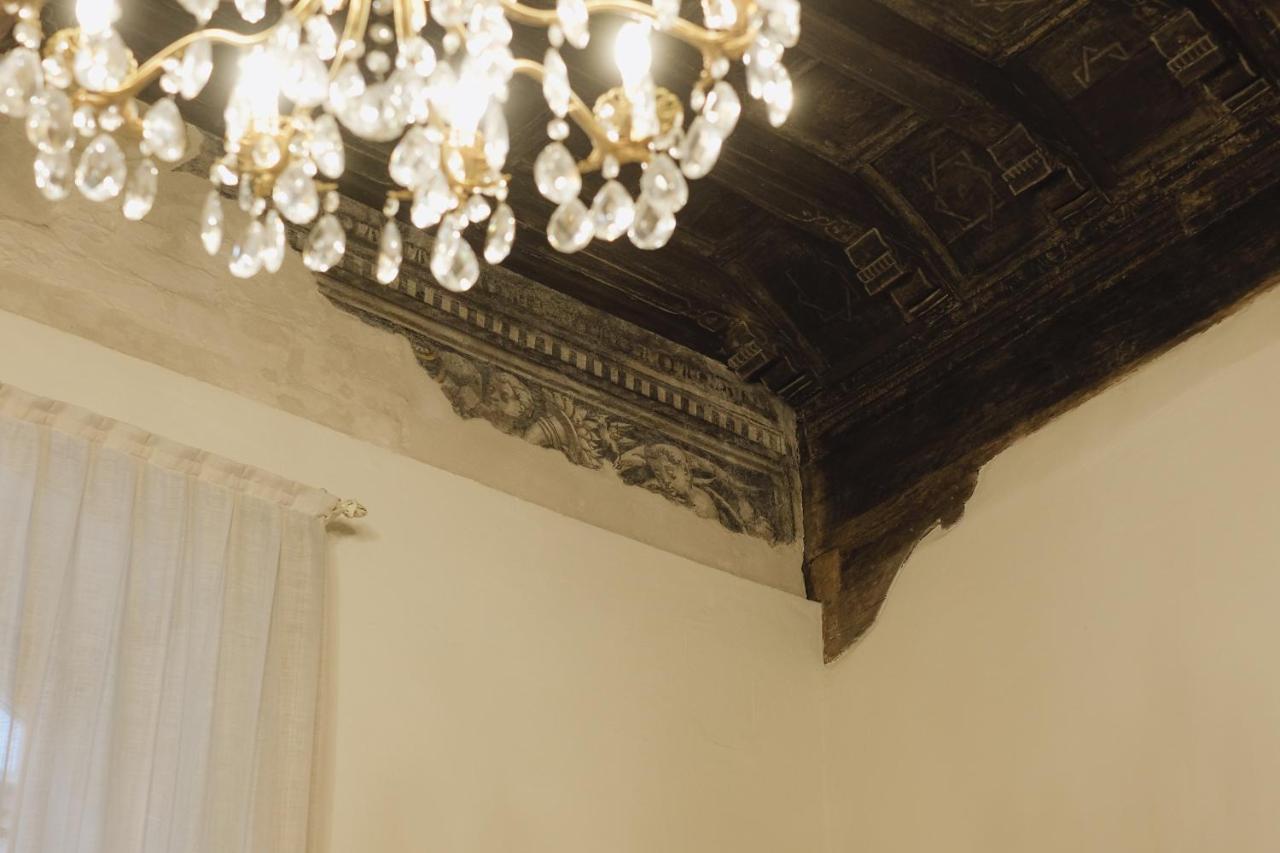Foresteria Palazzo Guazzoni Zaccaria Cremona Kültér fotó